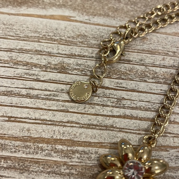 Charter Club Gold Tone Flower Floral Costume Statement Necklace - Picture 4 of 4